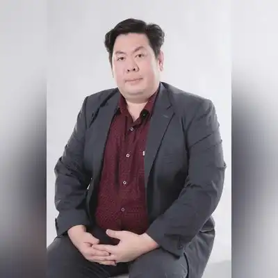 邬瑞